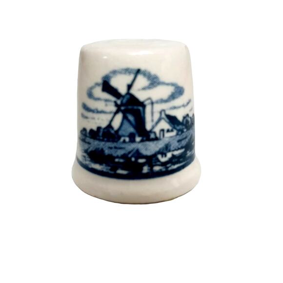 Vintage Delft Blue Porcelain Thimble Windmill Holland Farmhouse Country Dutch - Picture 1 of 16